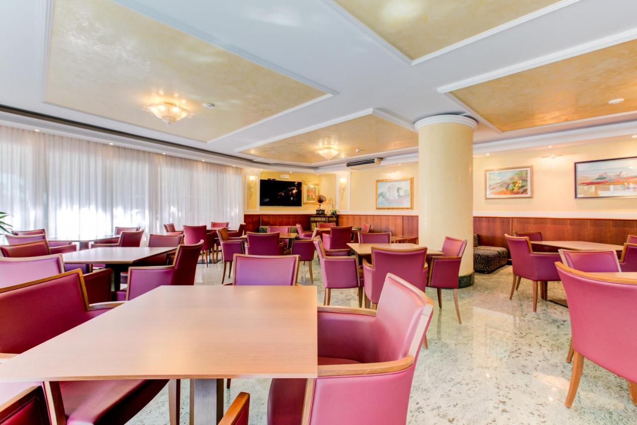 Hotel Verona Cesenatico Exterior foto